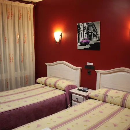 Hostal Regio-3